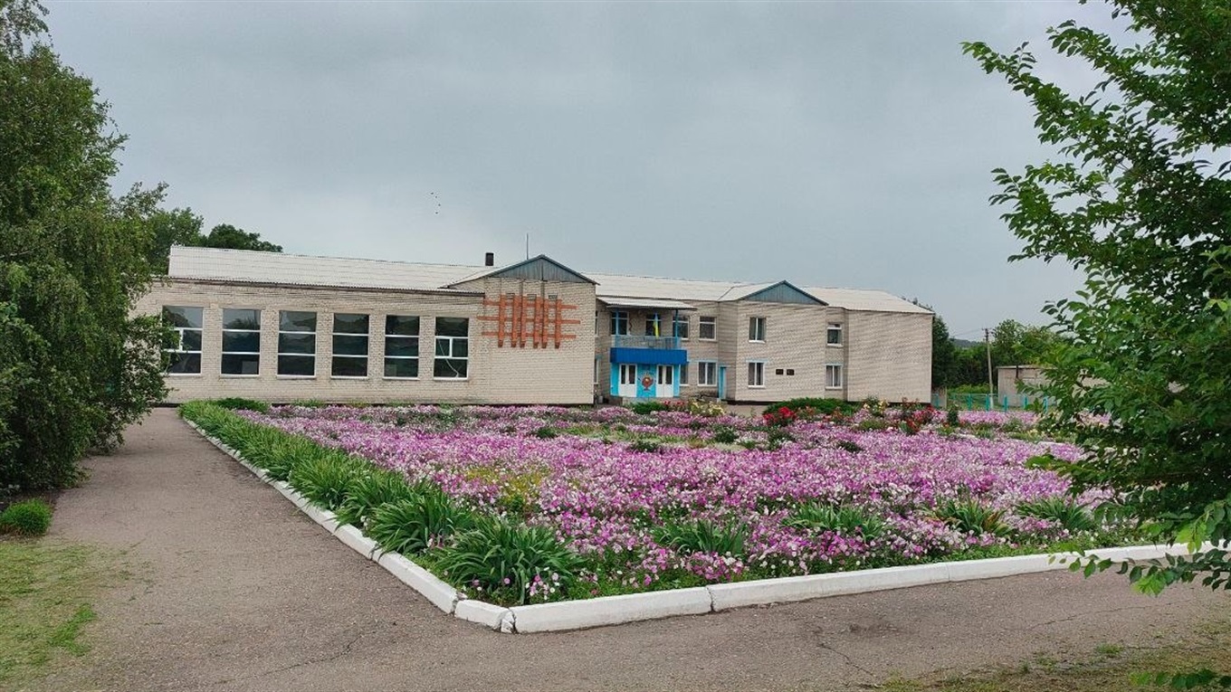У Сватівському районі Райгородська гімназія опинилася під загрозою закриття: що сталося