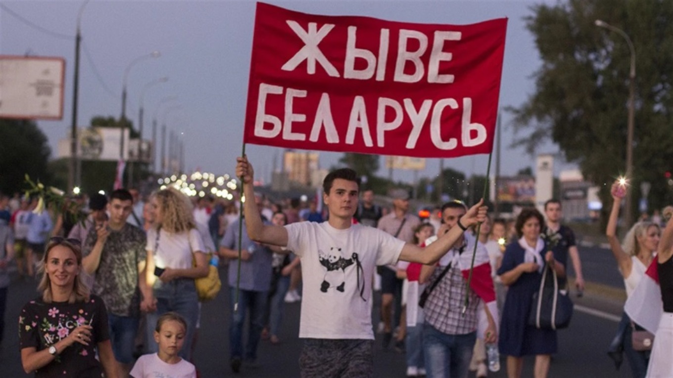 Протести в Білорусі: який розвиток подій прогнозують сарненці в сусідній країні