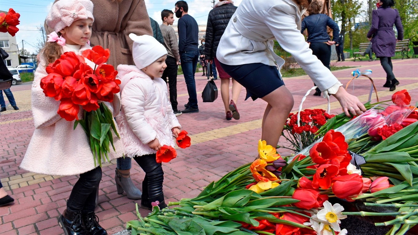 76 річниця перемоги: як у Жмеринці вшанували подвиг героїв-визволителів – фоторепортаж