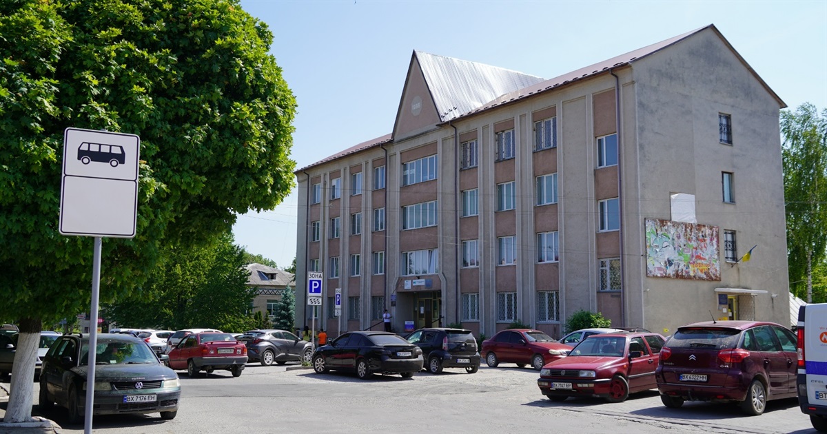 У центрі Городка та на Мархлівці з’являться нові тротуари. Деталі розповів Сергій Літвінчук