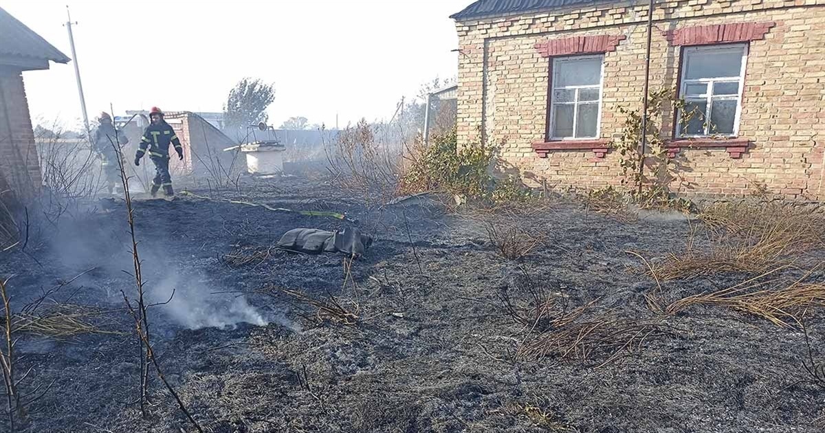 Повідомили, що горять будинки – виявилося, що ні: пожежі в Кагарлику