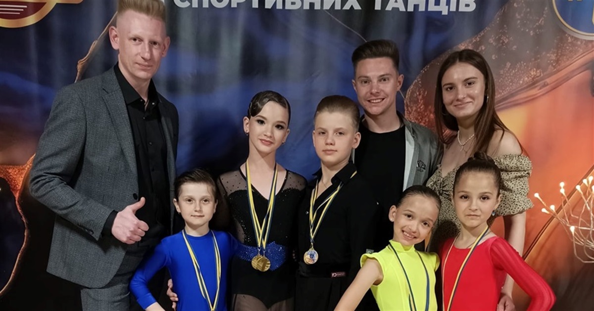 «ДАНС-ЛІЦЕЙ» привіз 6 золотих медалей зі спортивно-бальних танців