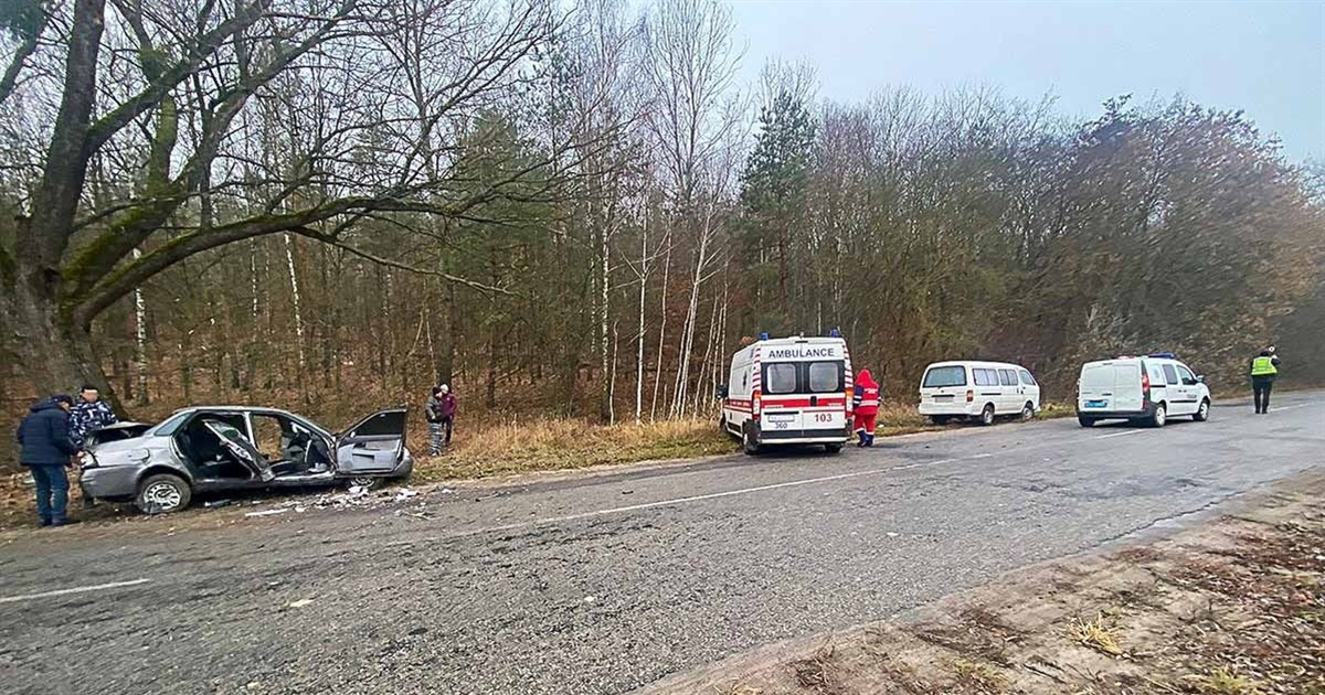 Чотири аварії за годину: автотрощі поблизу села Гребені, що на Ржищівщині. Уточнено