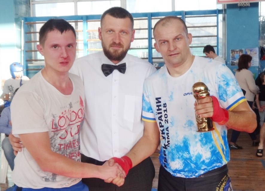 В активі покровських кікбоксерів 11 медалей