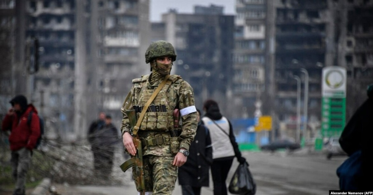 Заселяють вихідцями з РФ, Азії та Африки. Як Росія витісняє українців на окупованих територіях