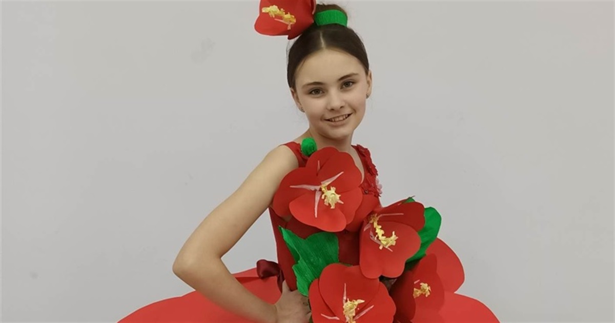 Юні старокостянтинівці стали переможцями конкурсу паперових костюмів