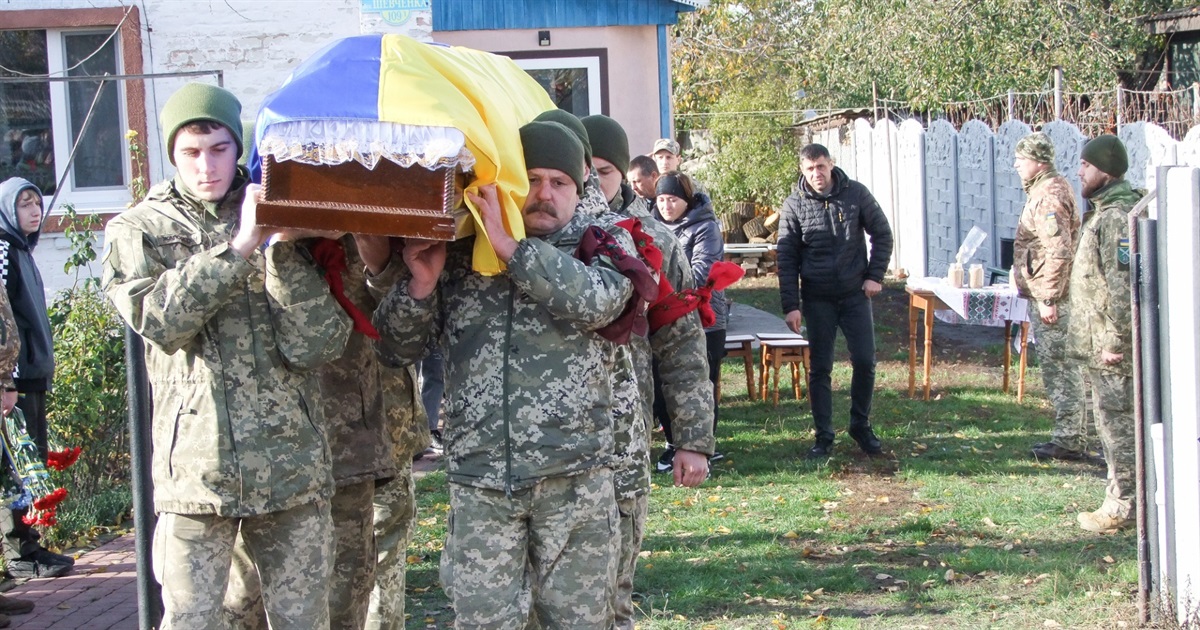 У Ставах попрощалися з морським піхотинцем Сергієм Денисовим, який загинув на Херсонщині