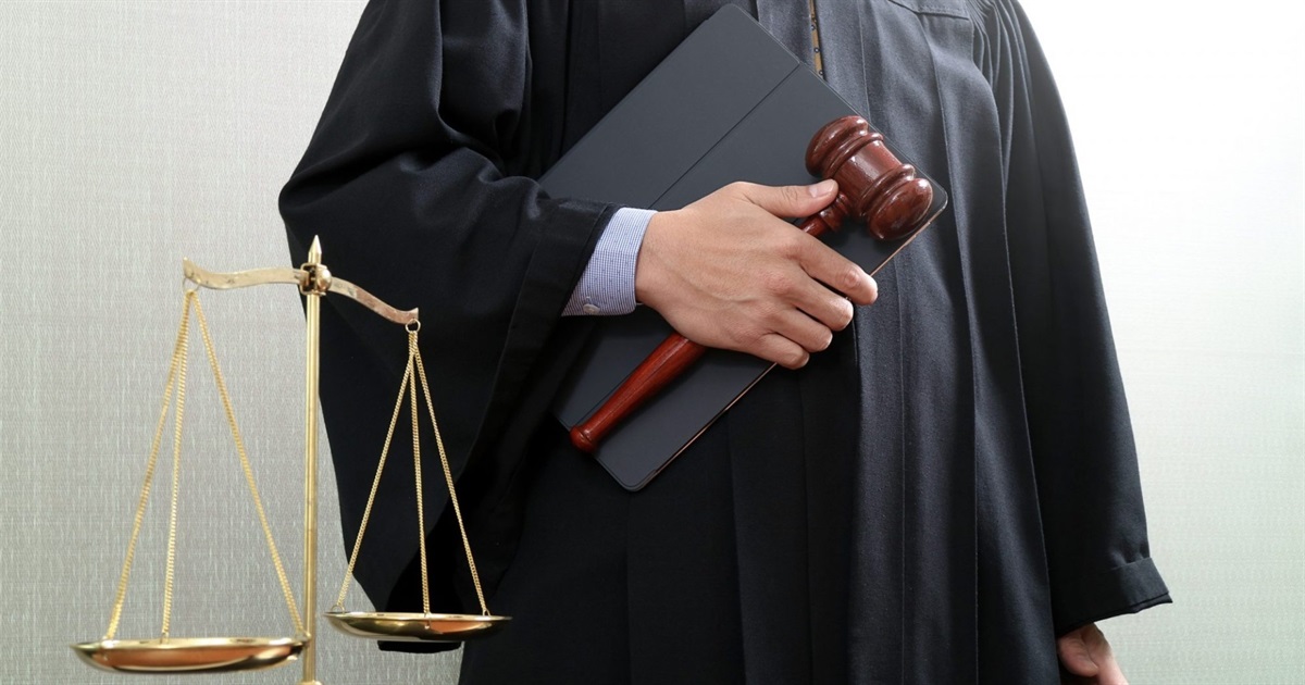 Вища рада правосуддя звільнила у відставку суддю на Звягельщині