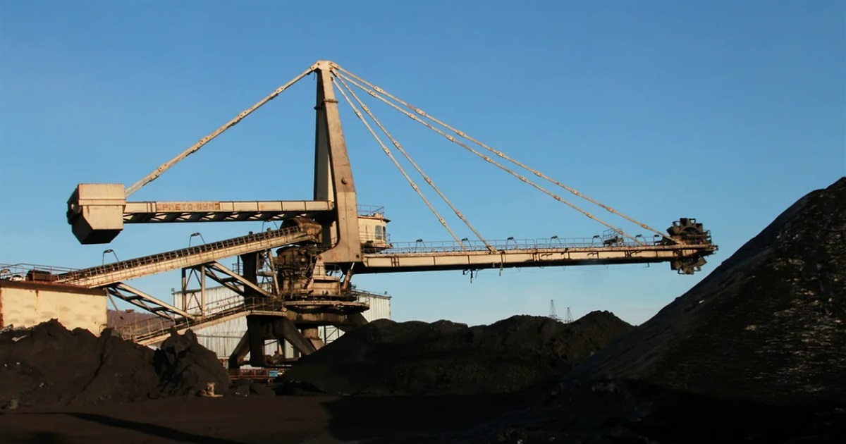 Росія почне видобуток марганцю з одного з найбільших родовищ світу, воно в Україні. Що про це відомо