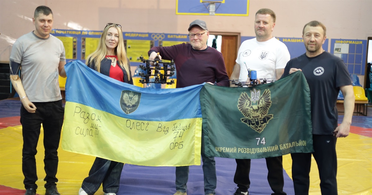Ще 5 дронів передали жмеринчани на передову для захисників: об’єднують зусилля
