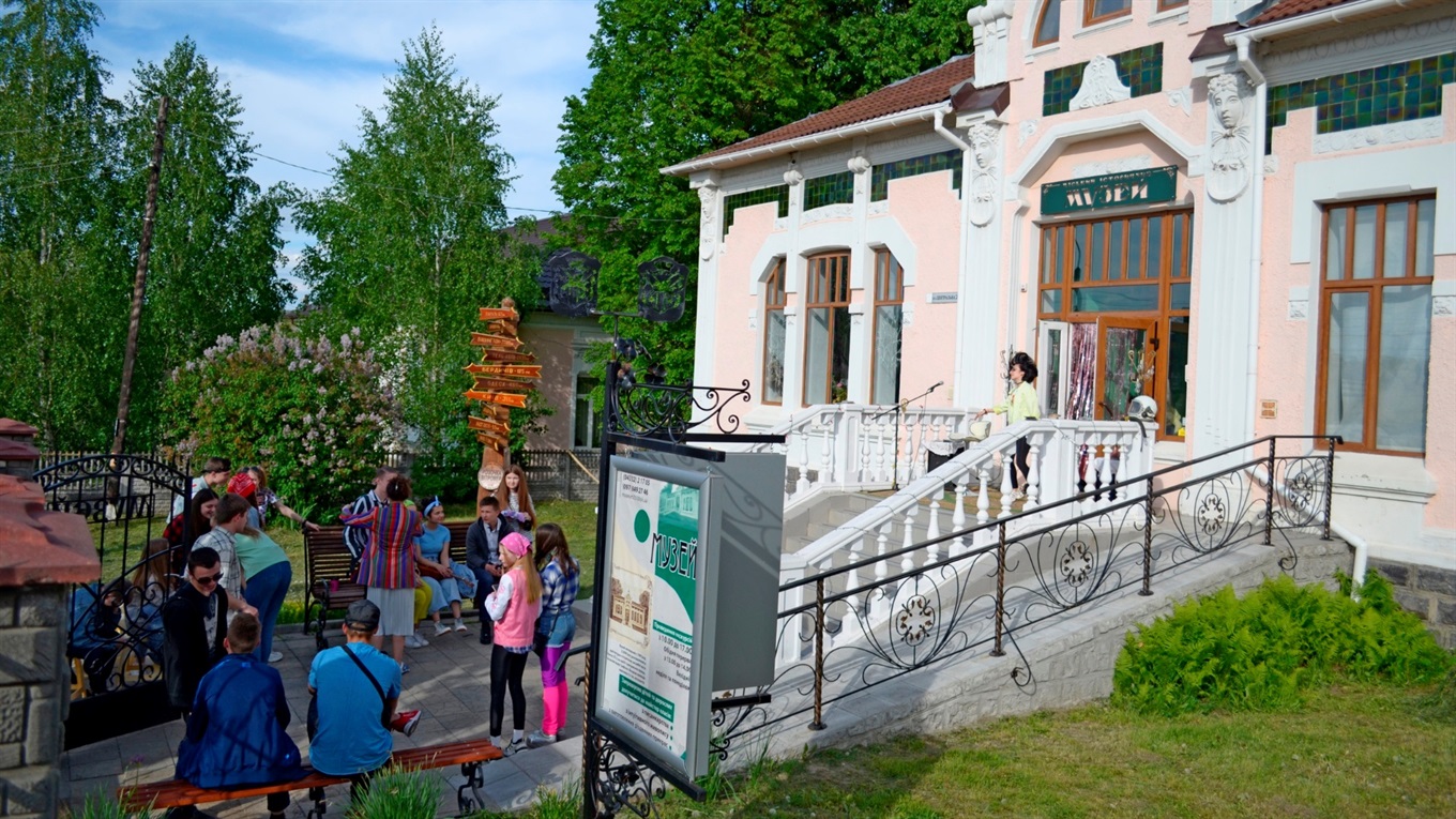 В музеї Жмеринки молодь організувала ретро-вечірку