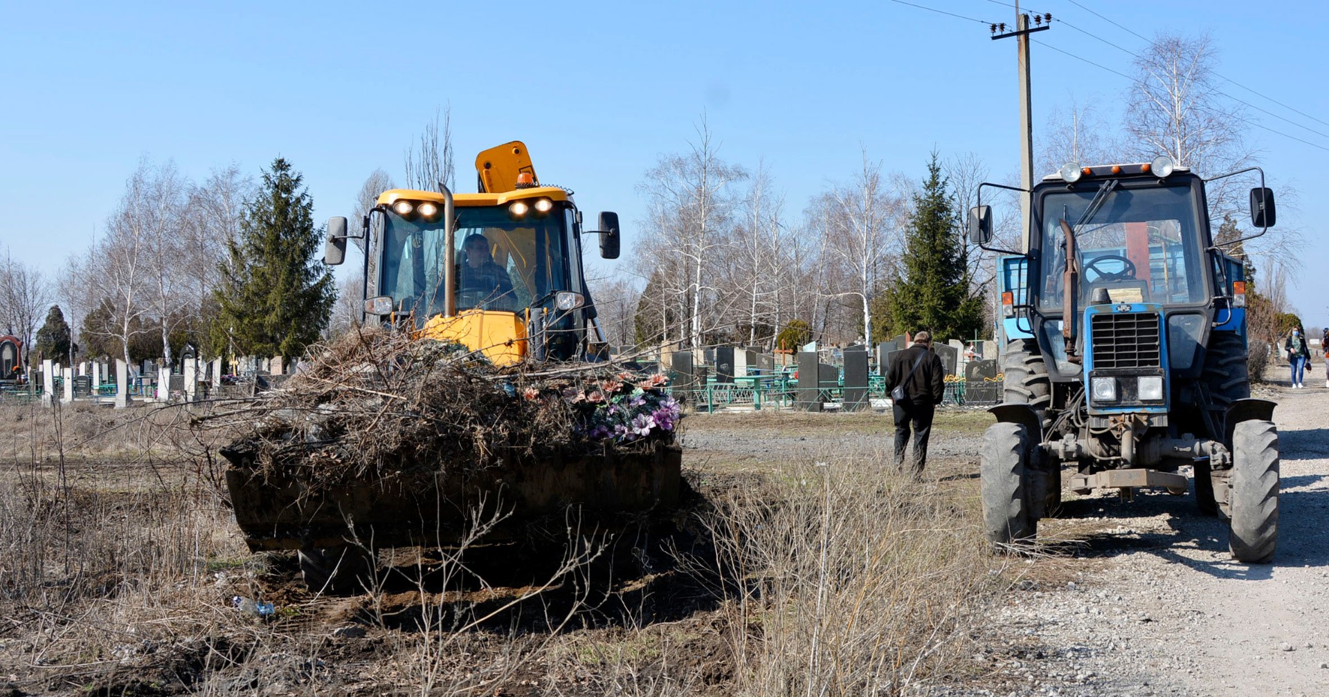 На всіх кладовищах Покровської громади наведуть лад до Великодніх свят