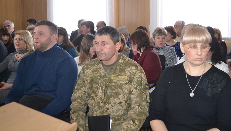 На апаратній нараді у РДА обговорили стан законності та організацію військового обліку у районі