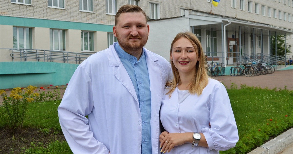 У Корюківці працює молода родина лікарів: хірург з Києва й акушерка-гінеколог з Конотопщини