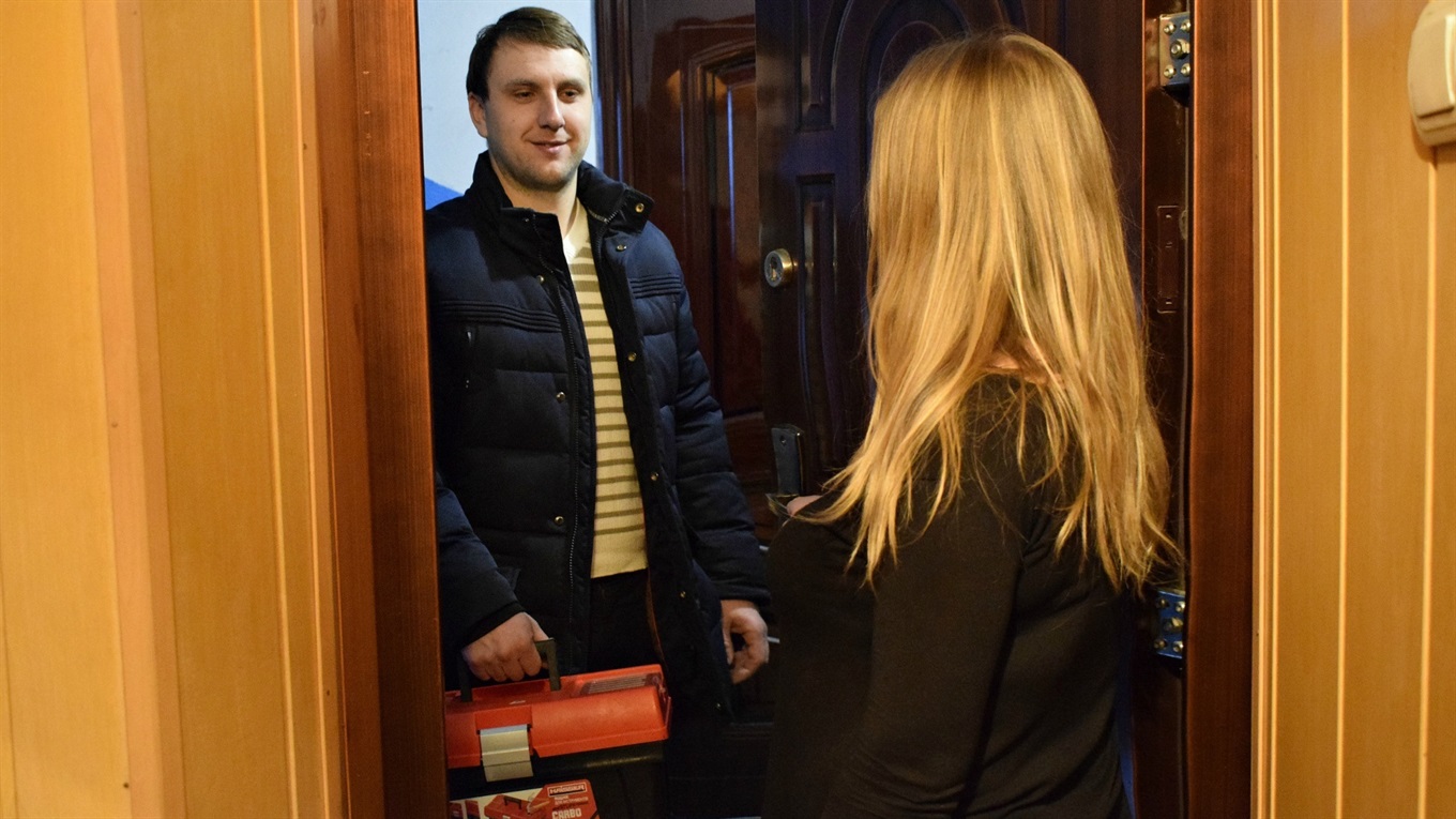 На власному досвіді: як я замовила «чоловіка на годину» у Жмеринці 