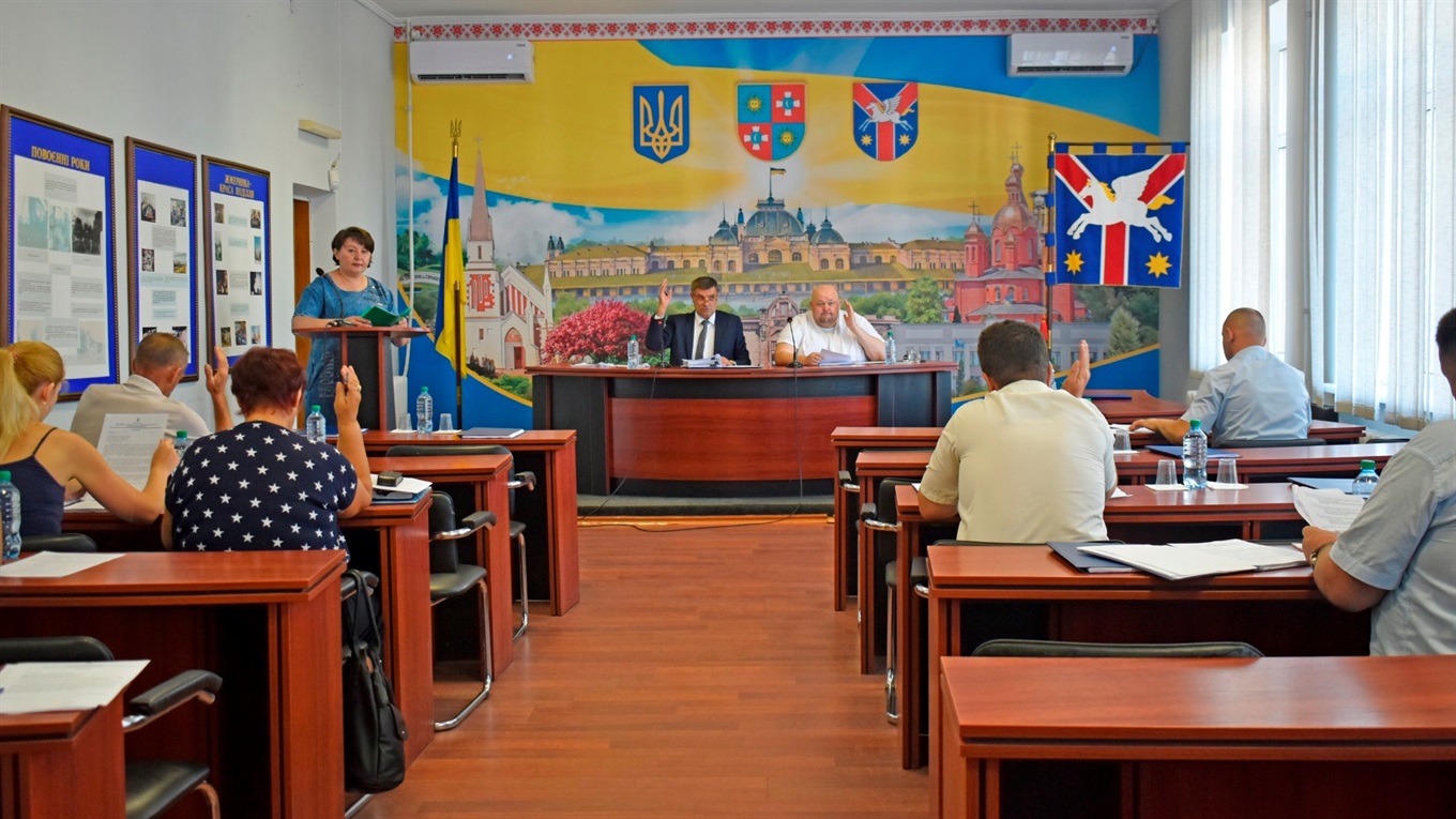 Про влаштування пішохідних переходів і організацію харчування в закладах освіти: засідання виконкому