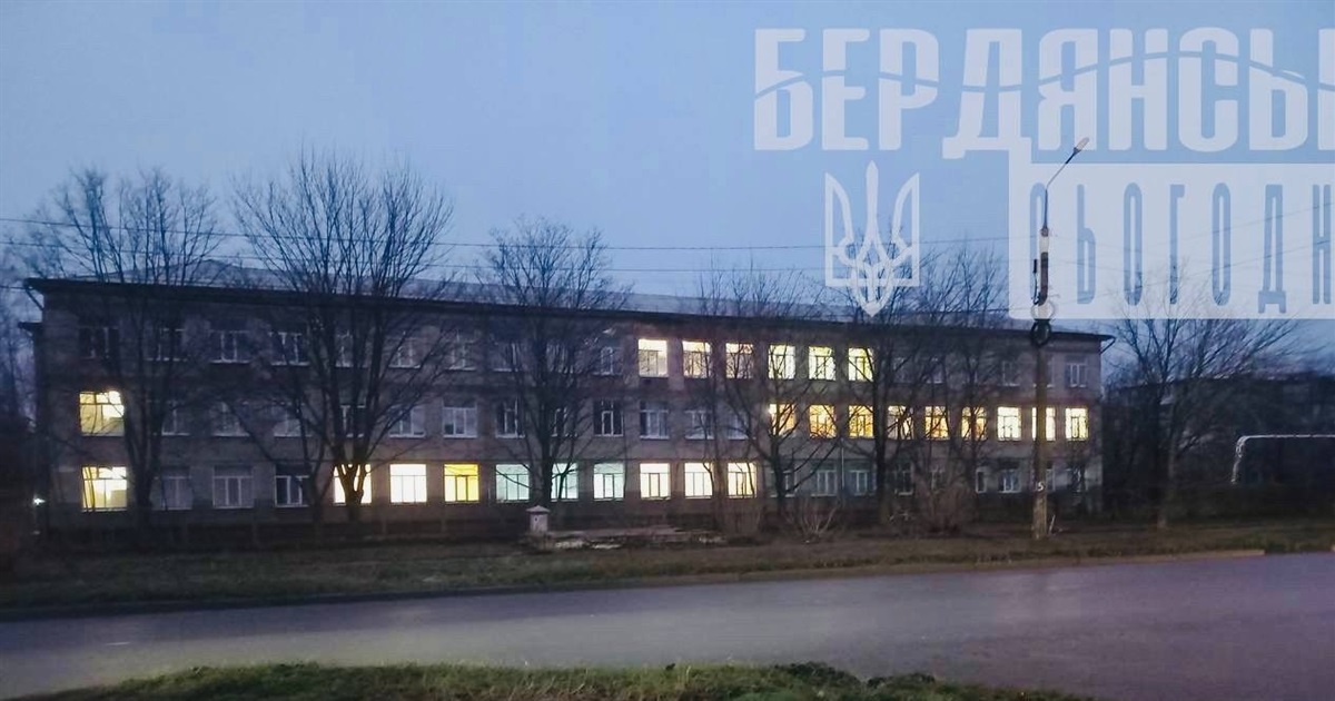 В російських школах окупованого Бердянська навчається втричі менше дітей, ніж до війни
