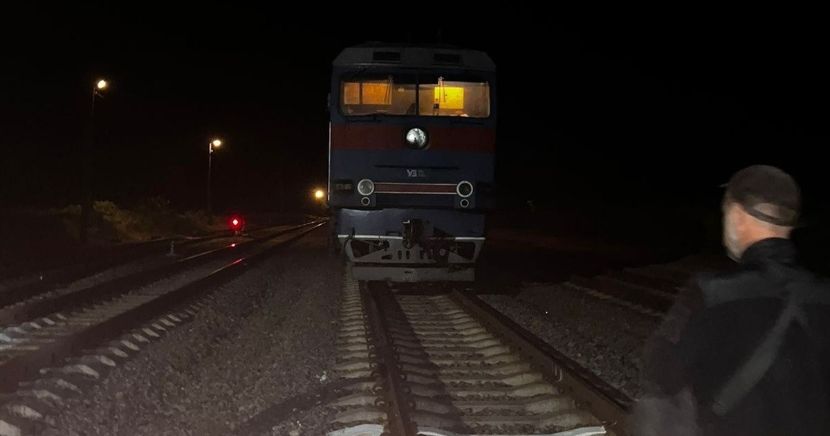 На станції "Амбари" локомотив збив людину: ведеться слідство