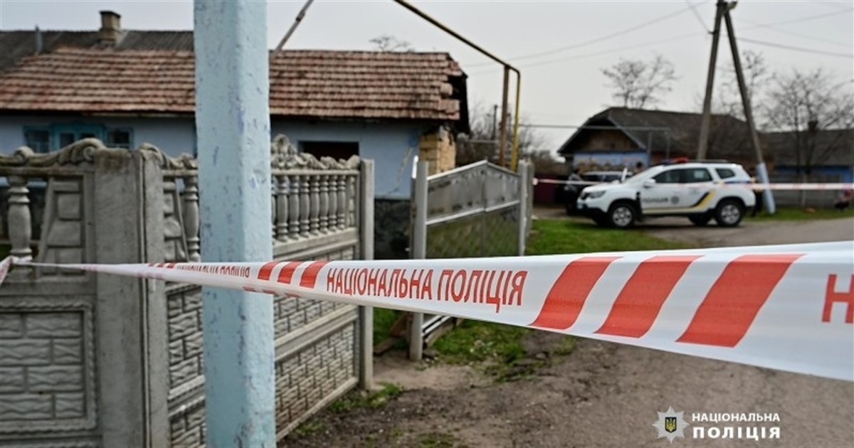 У Киселеві поліцейські затримали чоловіка за вбивство сусідки