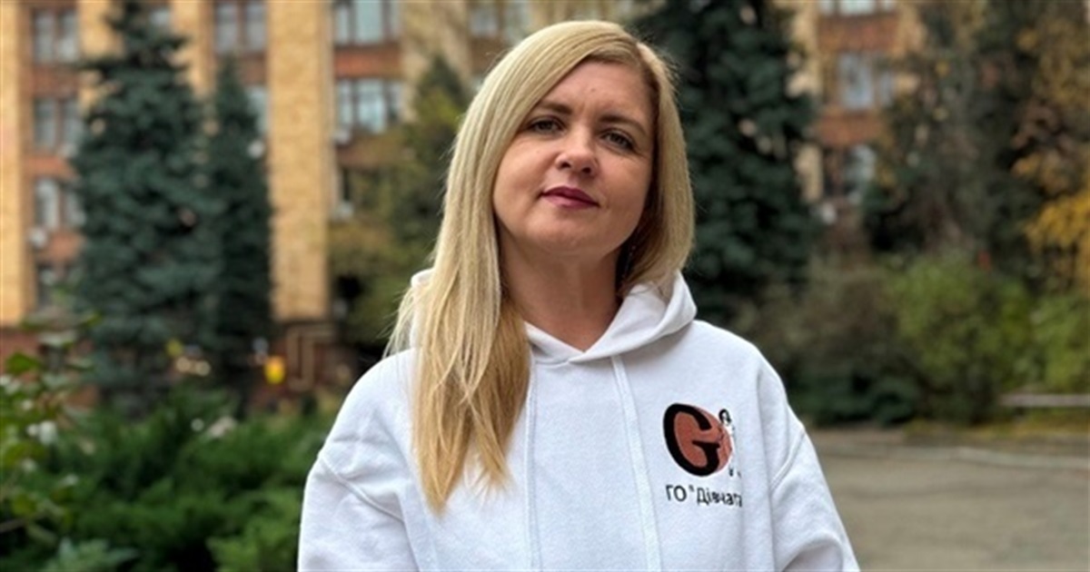 Радію, що можу допомагати. Яна Медведєва з Торецька підтримує дітей, захисників і бізнес у Дніпрі