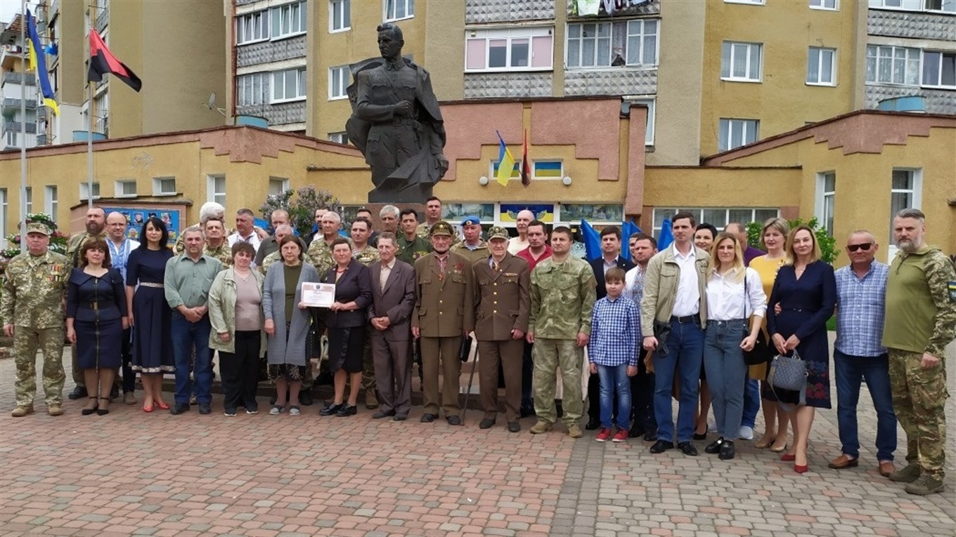 У Калуші відбувся патріотичний захід «Нас пам’ятатиме земля»