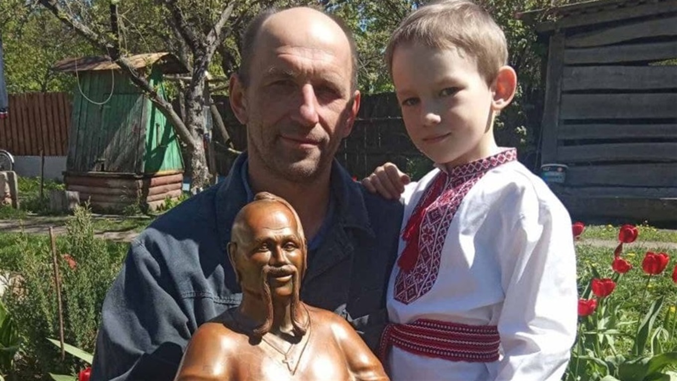 Голова коня поїхала у Францію, а козак Мамай в Одесу. Дерев' яні вироби майстра з Чернігівщини