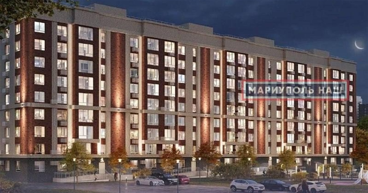 У Маріуполі на місці трьох зруйнованих будинків росіяни будують новобудову для "своїх". Деталі