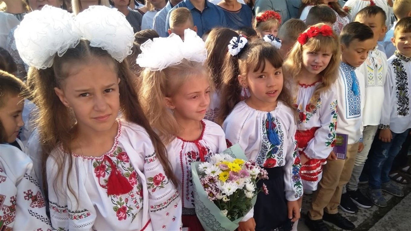 Документи на прийом дітей до першого класу батьки можуть цього року подавати до 14 серпня включно