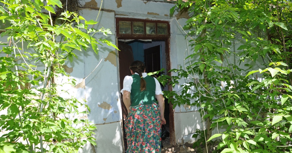 «Не дамо загинути нашим Босирам!»: на Чортківщині є села, де маса покинутих осель