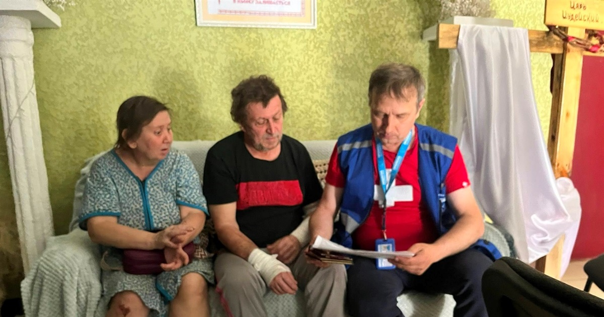 У Костянтинівці росіяни наказали вбити брата і сестру. Вони залишили палаючий дім і вийшли пішки