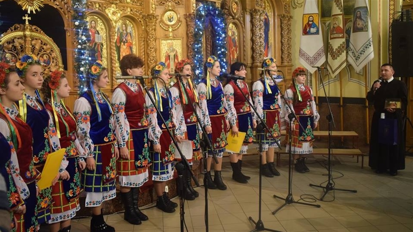 Попасняни заспівали колядки на Міжнародному фестивалі в Івано-Франківську: відео виступу