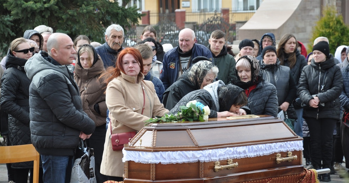 «На щиті» повернувся з війни 24-річний чортків’янин Куропатва Максим