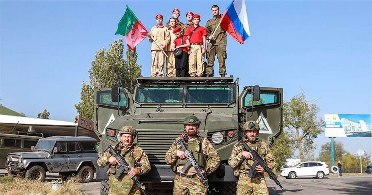 Як бердянців в окупації примусили святкувати "воззєднання" з росією