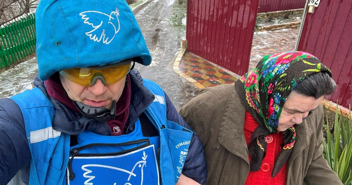 Охочих виїхати стає більше. Волонтери під захистом РЕБів і прицілом FPV евакуюють людей з Донеччини