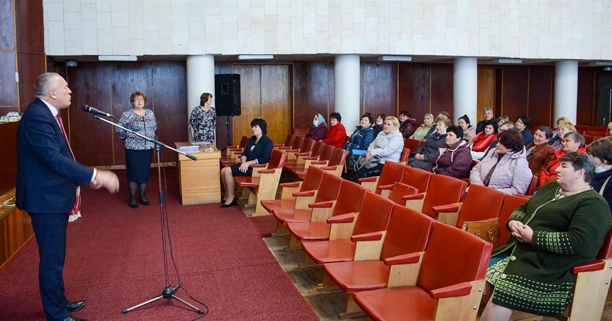 Працівників бібліотек Кагарличчини привітали із професійним святом