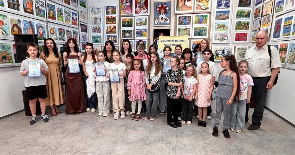 В Ізмаїльській картинній галереї відкрилася Міжнародна виставка-конкурс «Дунай – ріка дружби»