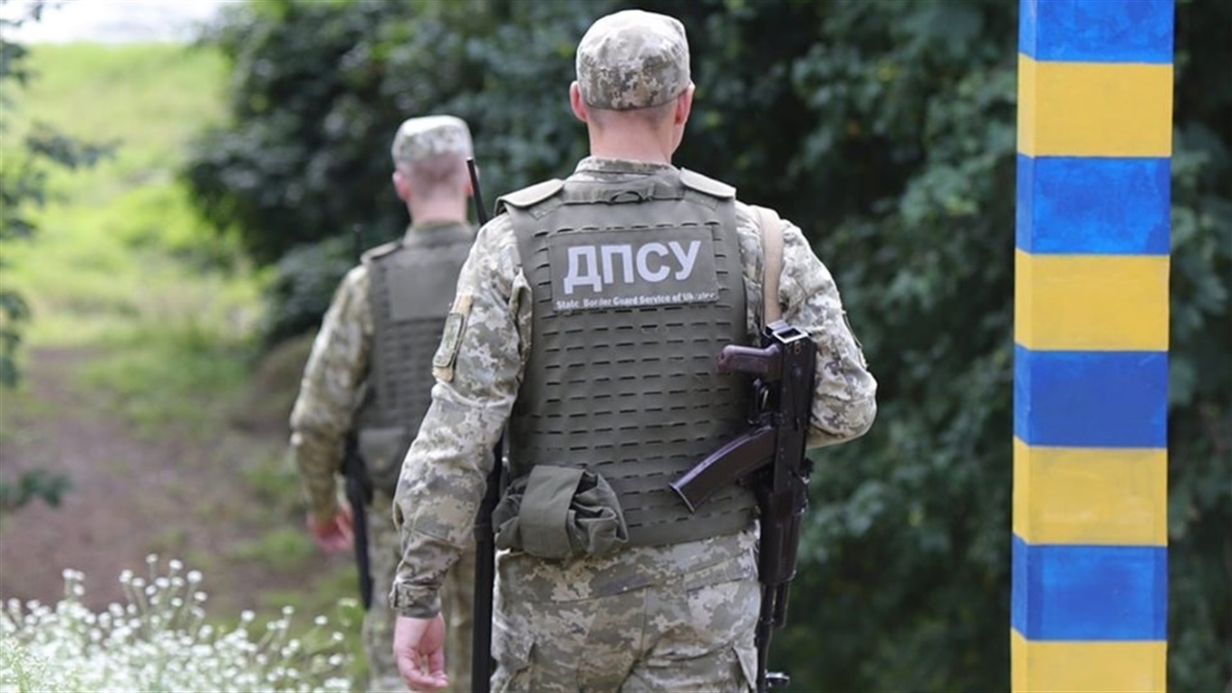 На КПВВ «Мар’їнка» затримали чоловіка, який хотів "домовитися" з прикордонниками