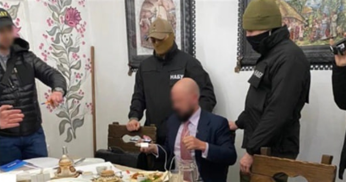 Корупціонер Колесников розгорнув бізнес в окупації на Донеччині. Головне з розслідування "Схем"