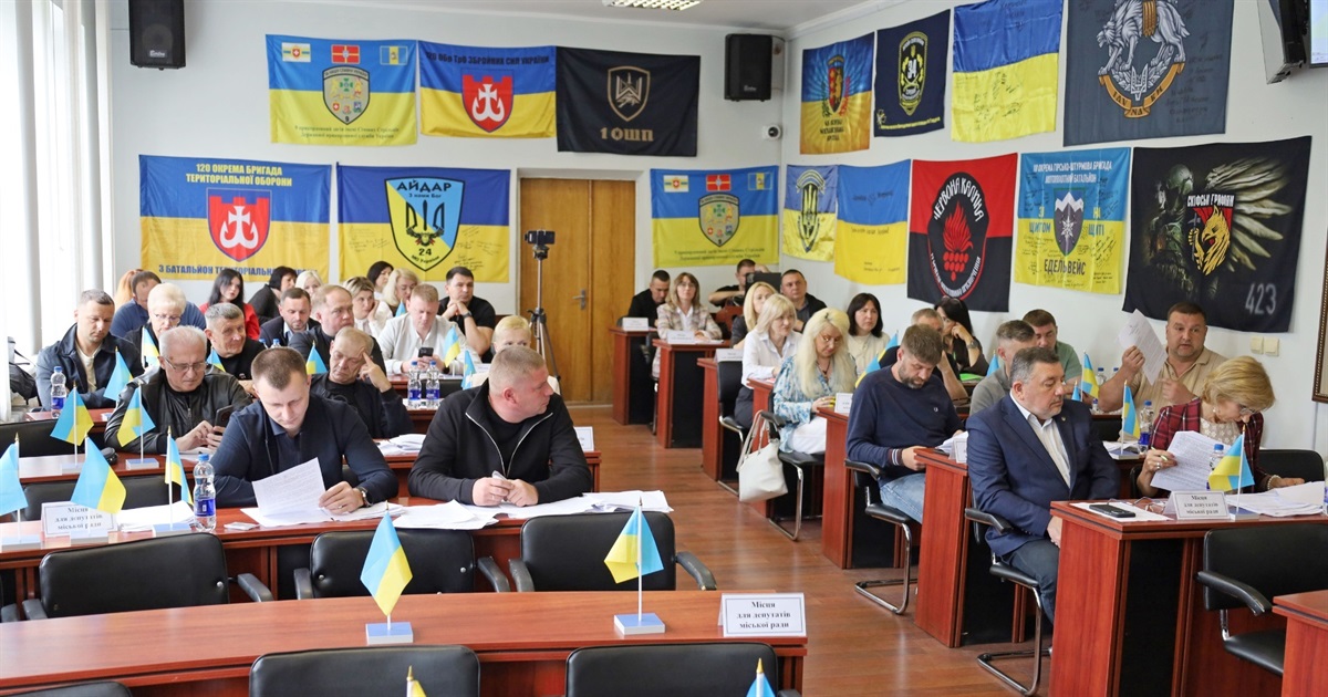 Підтримка ЗСУ та нові соціальні ініціативи: депутати у Жмеринці ухвалили важливі рішення для громади