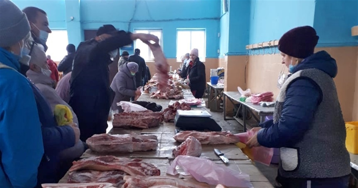 Молочні продукти подорожчали, а ціна сала стабілізувалася. Репортаж із базару в Переяславі