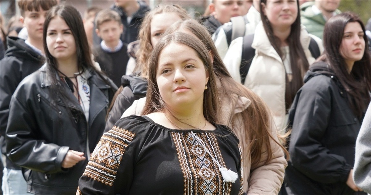 «Це не просто орнамент — це ми»: як городоцькі ліцеїсти відзначали День вишиванки