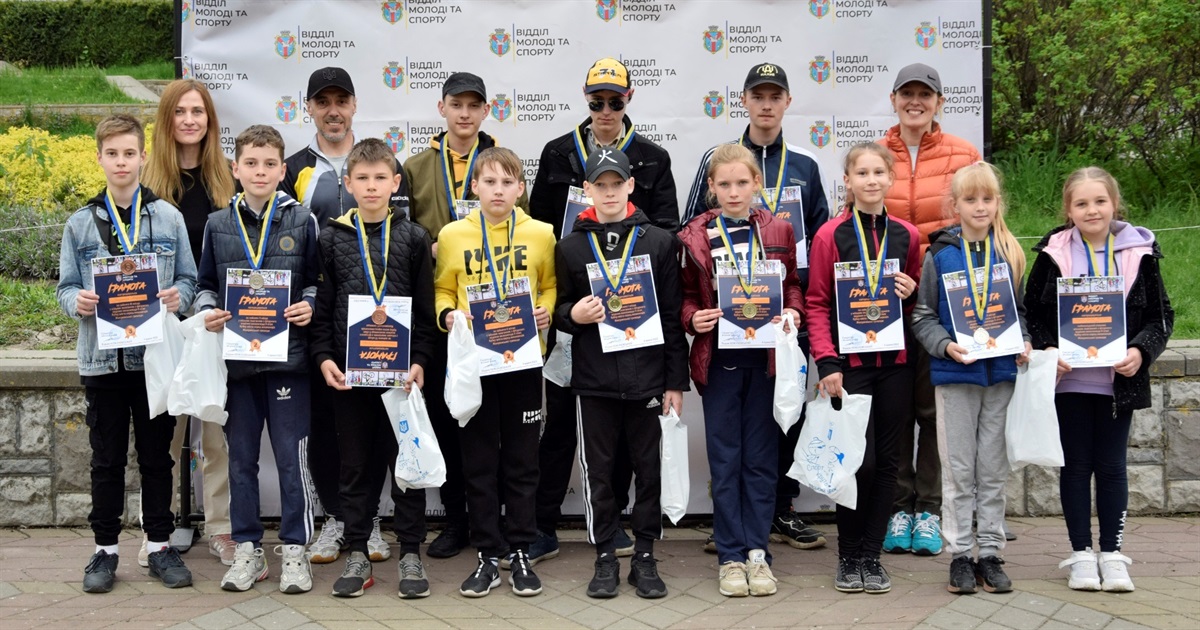 У Жмеринці третій рік поспіль проводять змагання з фігурного водіння велосипеда: фоторепортаж