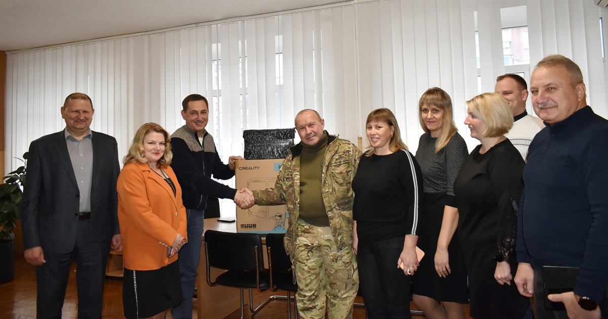 В Ємільчиному придбали 3D-принтер для потреб ЗСУ коштом працівників селищної ради