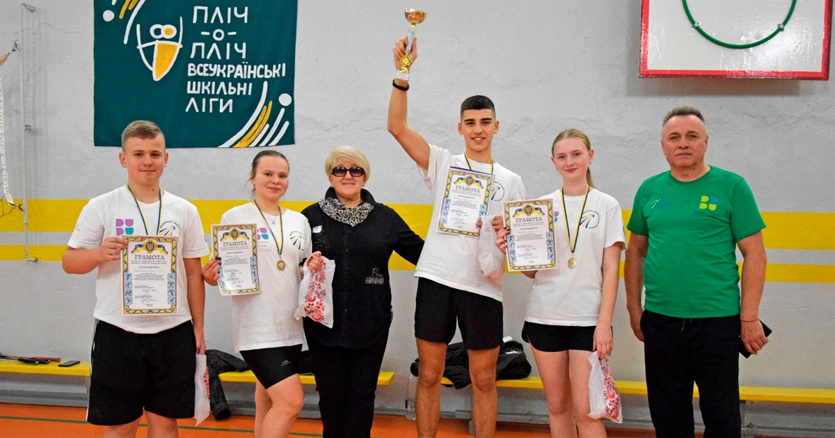 Команда Жмеринської громади здобула перемогу з бадмінтону в Гімназіаді Жмеринського району