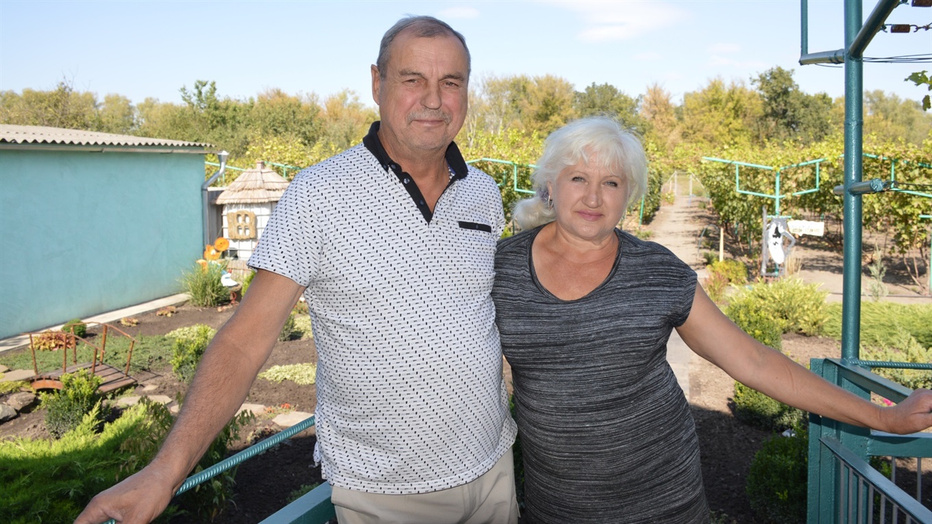 У сватівчанина Олександра більше 400 сортів винограду. А він і досі шукає щось новеньке