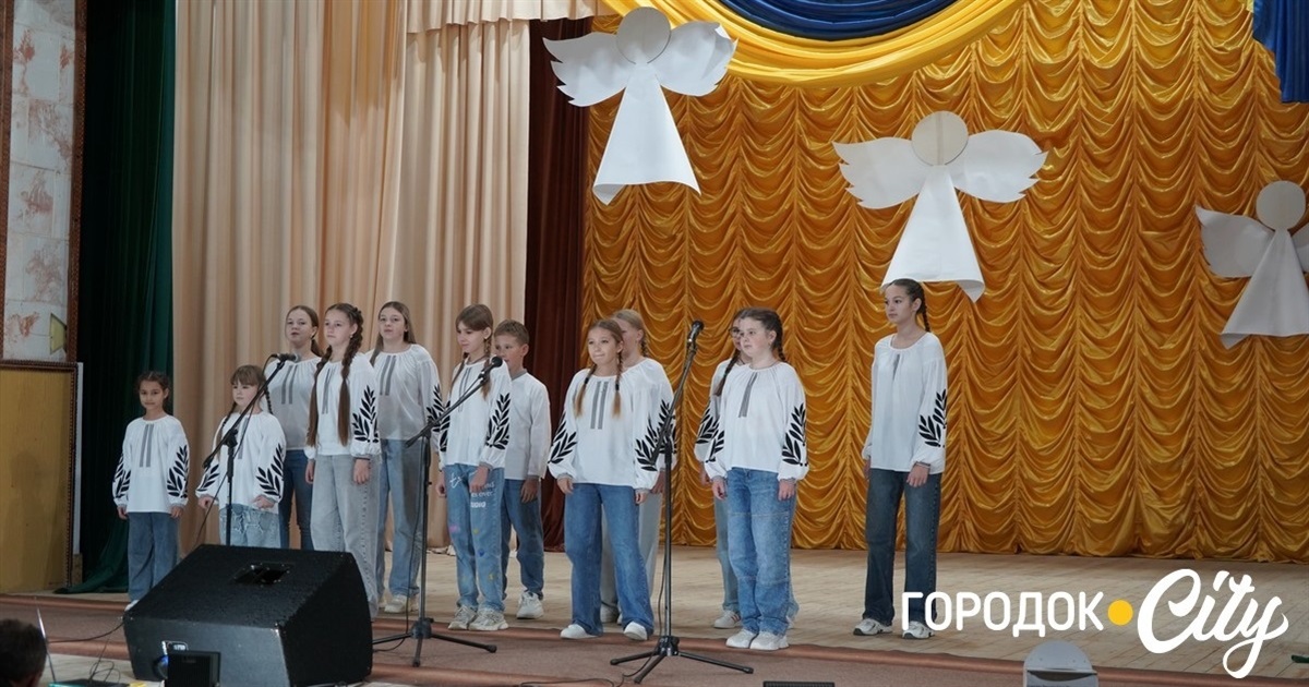 Сила мистецтва — сила сталі: у Городку відбувся концерт і благодійний ярмарок на підтримку ЗСУ