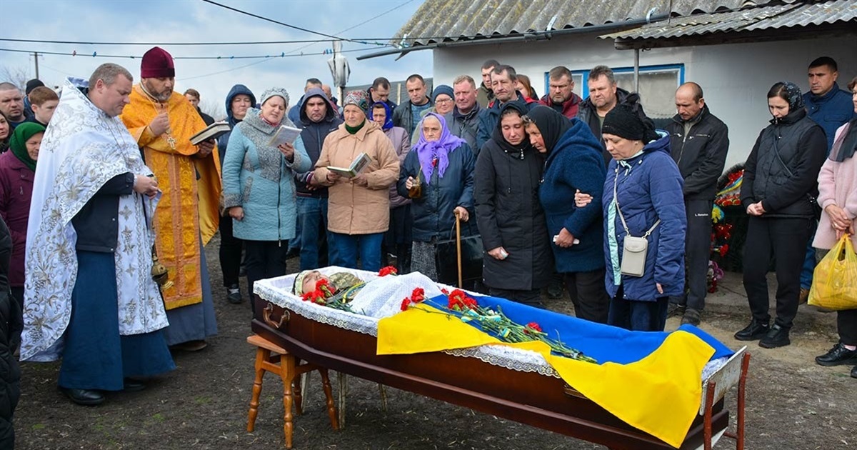 У Шпендівці на Кагарличчині провели в останню дорогу 25-річного Героя Віталія Тищенка