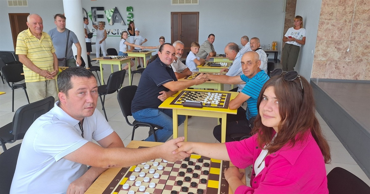 Турнір з міжнародних шашок пам'яті майстра спорту Олексія Фом'юка у Звягелі