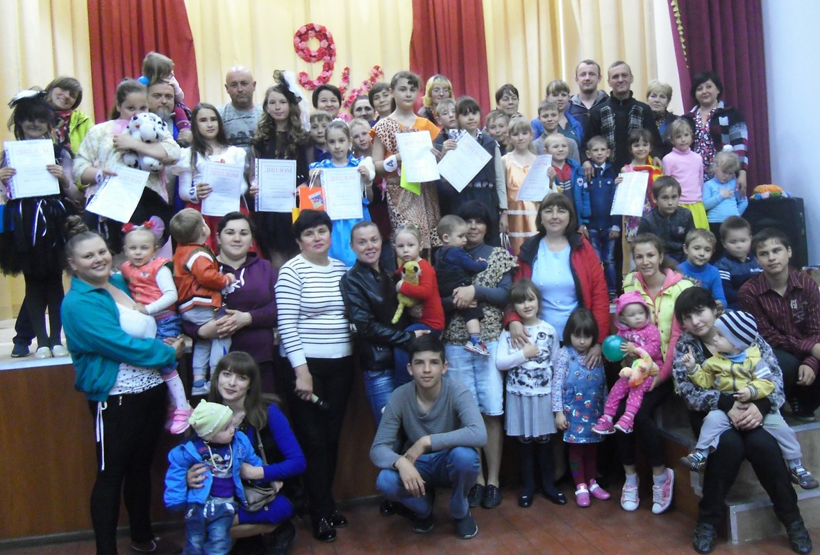 У Гришиному мамам до свята дарували пісні