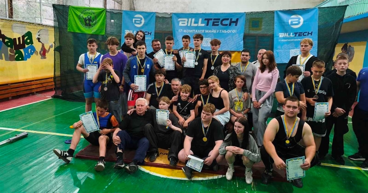 Звягельські важкоатлети взяли 7 золотих медалей на чемпіонаті на Вінниччині